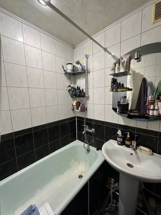 1-bedroom apartment for sale on Saltovskoye Highway, Saltovka