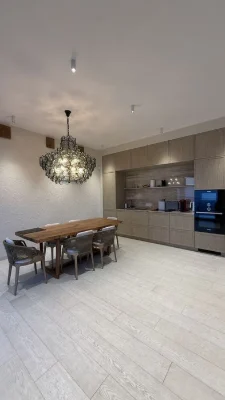 I will sell a 3-room apartment of 143 m² in the residential complex "Yubileyny". Franz