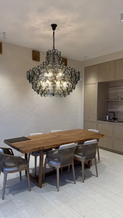 I will sell a 3-room apartment of 143 m² in the residential complex "Yubileyny". Franz