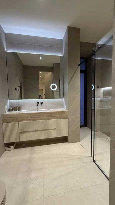 I will sell a 3-room apartment of 143 m² in the residential complex "Yubileyny". Franz