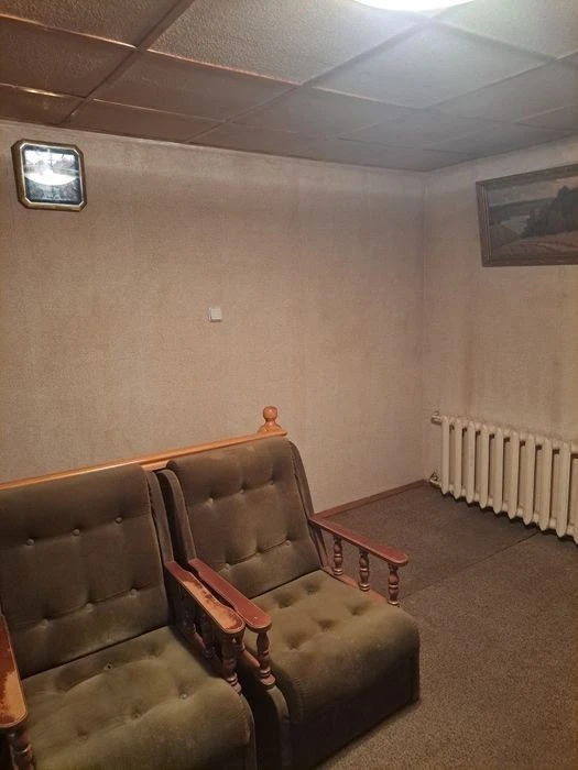 Sale of 3 rooms. "Stalinki" (+ 2 rooms on the 2nd floor). Donets