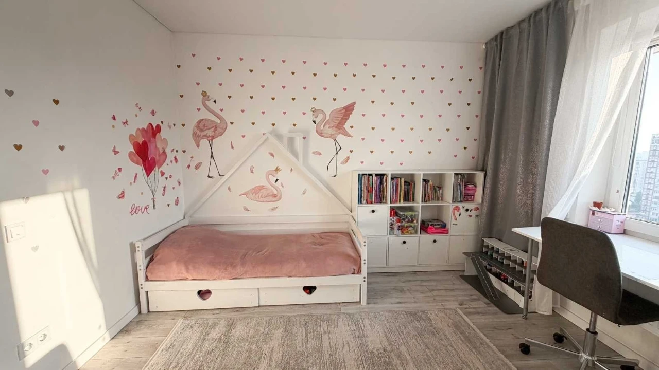 For sale 2-room apartment 53 m², Volodymyr Mayakovsky st.
