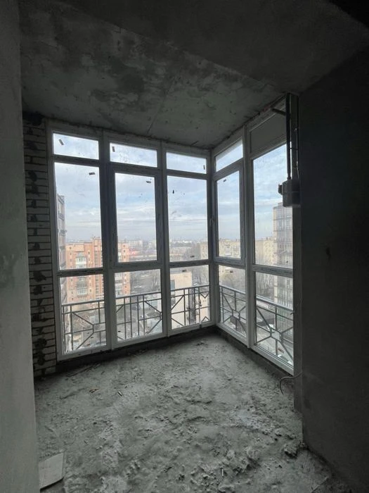 Продам 2ком 78м2+ кладовка 4м2. ЖК ул. Антоновича,36
