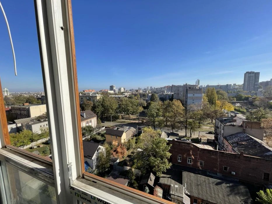 Продам 2ком 78м2+ кладовка 4м2. ЖК ул. Антоновича,36
