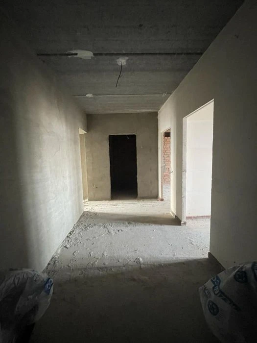 Продам 2ком 78м2+ кладовка 4м2. ЖК ул. Антоновича,36