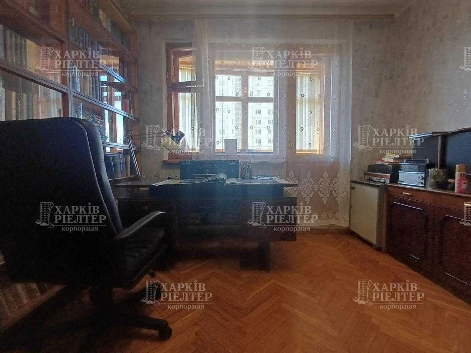 GA D2 продам 3 ком кв 71.3 м2  8/16  рядом со входом метро П