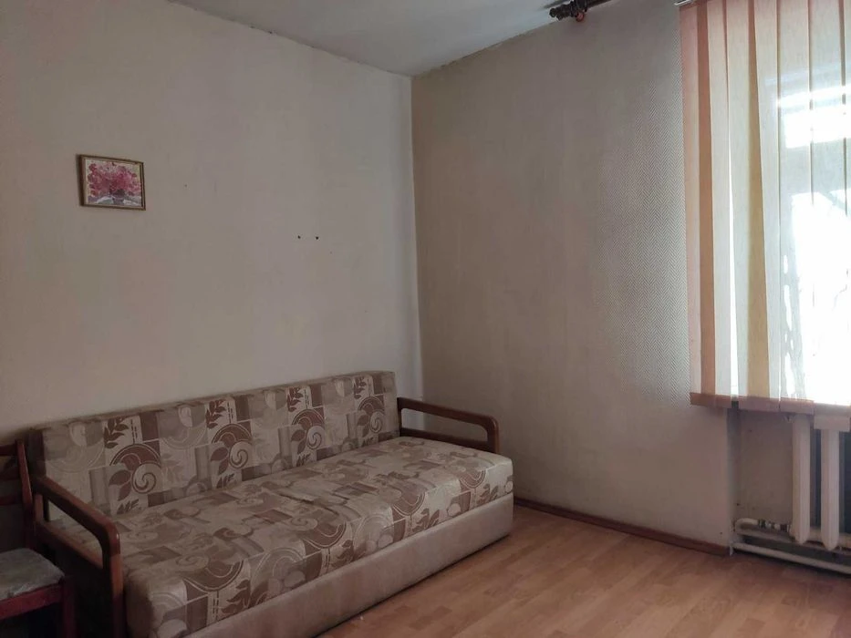Продам 3 ком. кв.  Адмиральский пр-кт Судостроительная