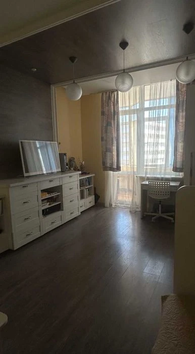 Срочная продажа! Квартира в новом ЖК на 5 Фонтана. Кирпичный