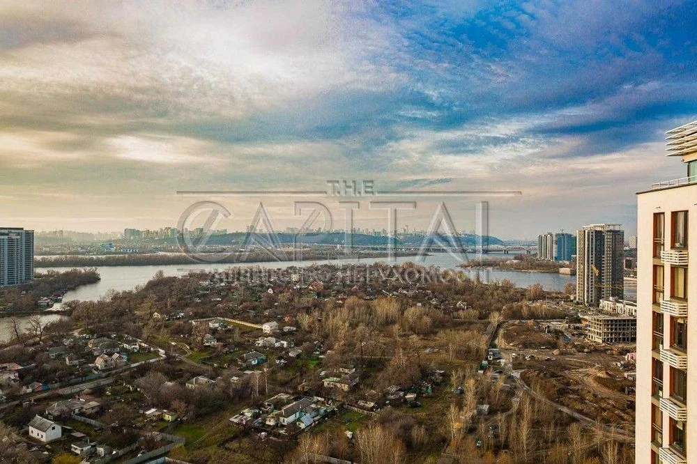 For sale / Apartment / Residential complex Seven / Darnytskyi / 93 m2
