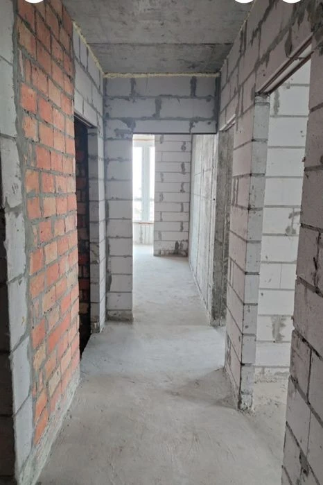 Продаж двокімнатної видової квартири в зданій новобудові , Ц