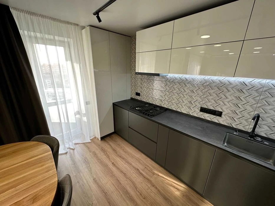 ‼️ТРЦ Київ‼️ 3к квартира з євроремонтом, 90 м², цегляна ново