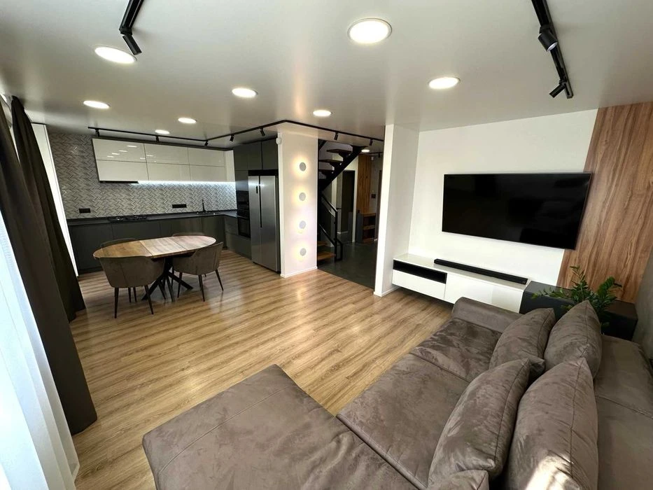 ‼️ТРЦ Київ‼️ 3к квартира з євроремонтом, 90 м², цегляна ново