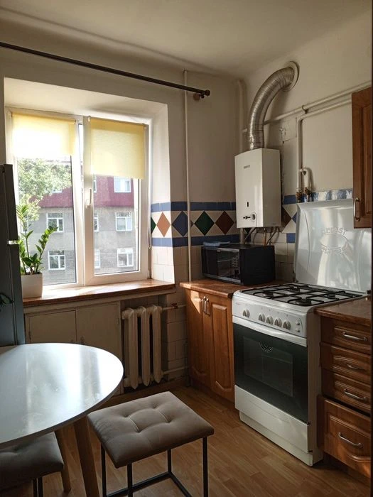 Продажа 2 ком квартиры по ул.
