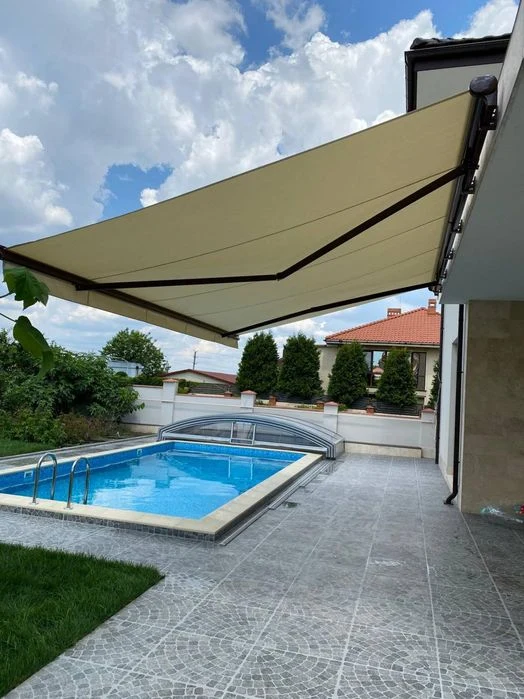 Sale of a house by the sea. Swimming pool Garage. Repair