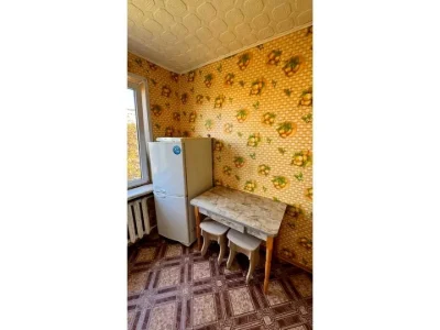 Квартира. Черкаси, Солом'янська вул. (Толстого)