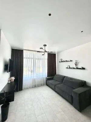 Продам срочно 2 комн. квартиру — ремонт, мебель, техника в п