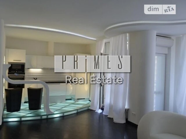 Sale of 2-room apartment 85 sq. m on Andriy Verkhoglyada st. • ID 3