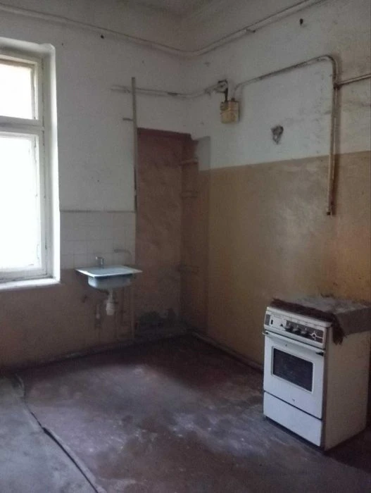 Продам 6 ком. квартиру ул. Бунина / Филармония