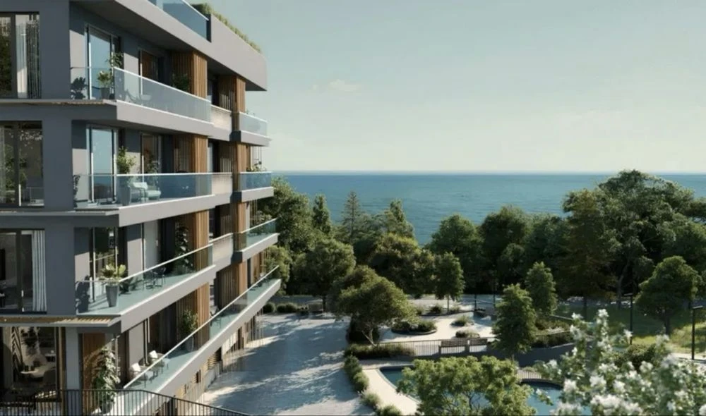 Продам апартаменты. Первая линия моря .Пляж Отрада, трасса с