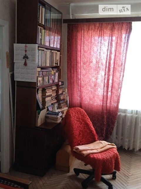 For sale 2-room apartment 45 sq. m. on Entuziastiv St. 11 • ID 3470