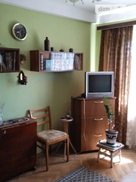 For sale 2-room apartment 45 sq. m. on Entuziastiv St. 11 • ID 3470
