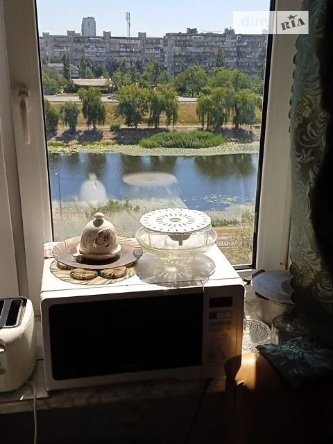 For sale 2-room apartment 45 sq. m. on Entuziastiv St. 11 • ID 3470