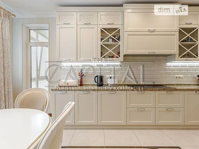 Sale of 4-room apartment 172 sq. m on General Shapovala Street 2 • I