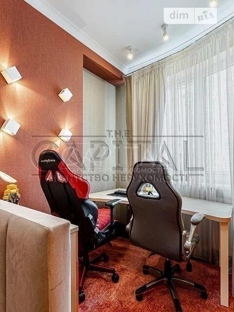 Sale of 4-room apartment 172 sq. m on General Shapovala Street 2 • I
