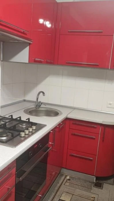 For sale 2 rooms Livoberezhny 3