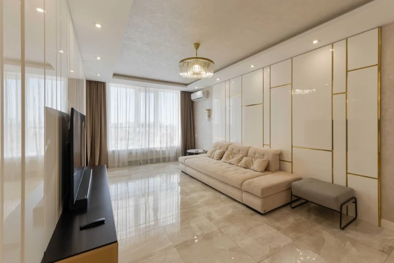 WITHOUT% 2-level apartment with a terrace in the Victory V residential complex, furniture, equipment