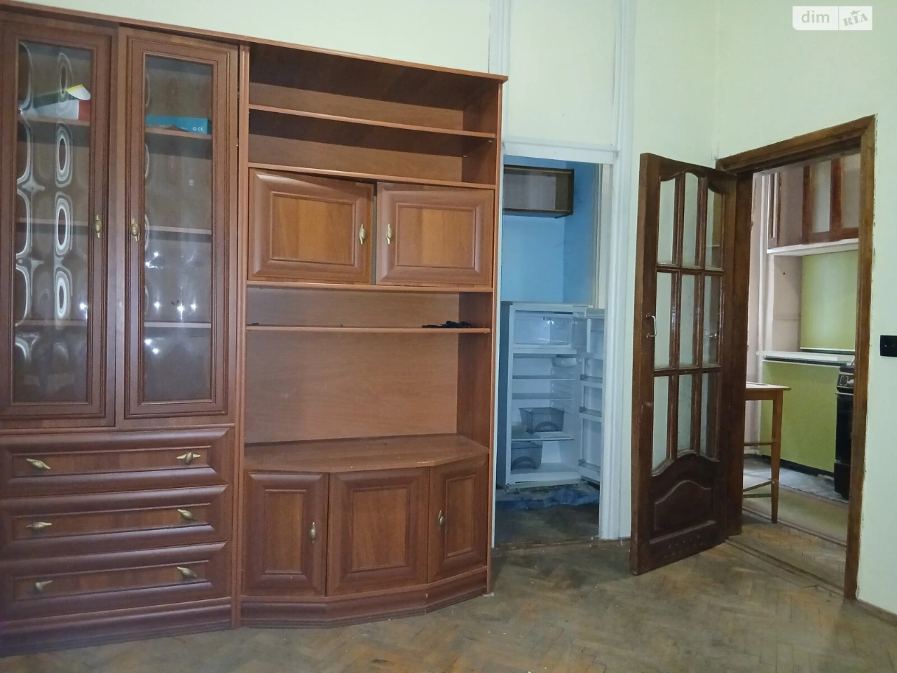 Long-Term Apartment Rental