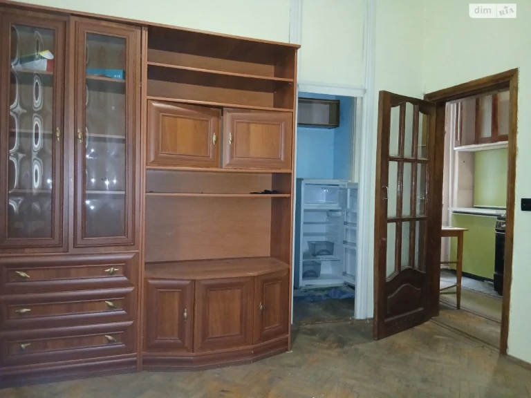 Long-Term Apartment Rental