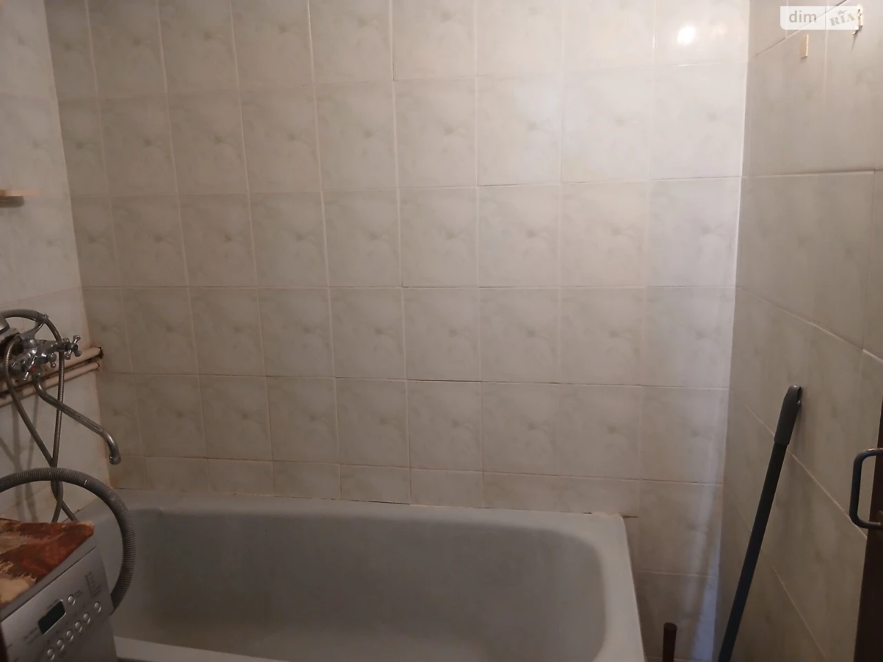 Long-Term Apartment Rental