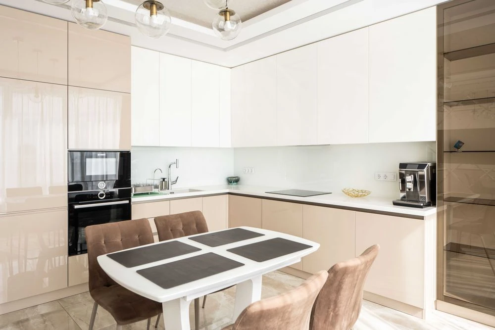 WITHOUT% 2-level apartment with a terrace in the Victory V residential complex, furniture, equipment