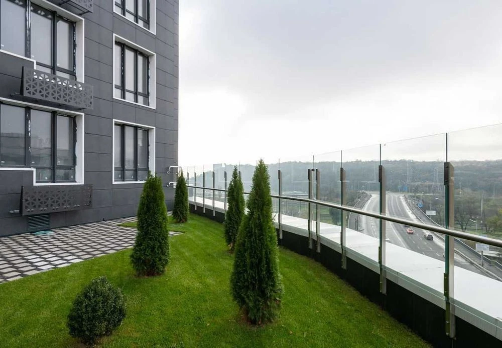 Spectacular 2 sq. m. in the residential complex Novopecherska Vezha on ul. Kikvidze 41