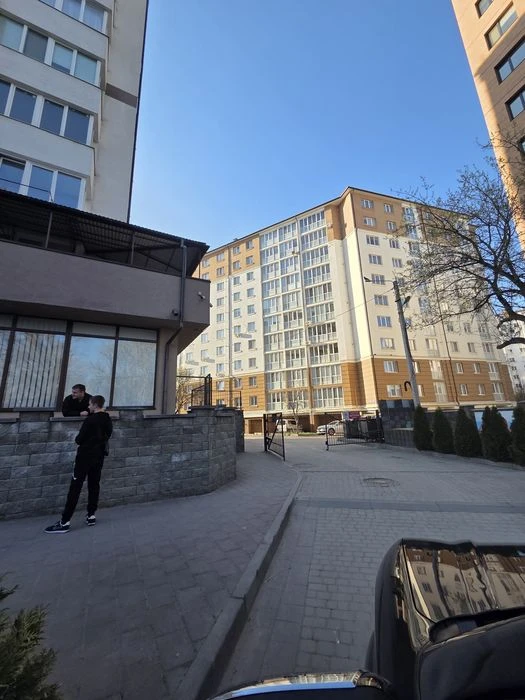 Терміновий Продаж  квартири !!