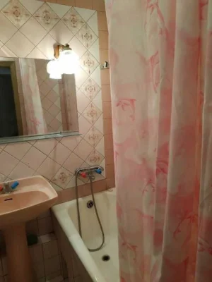 Selling a 2-room apartment, 45 m2, near Alekseevskaya metro station, Akhs Street.