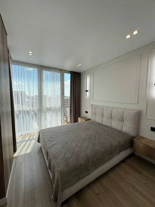 I am selling a one-room apartment in the Yuvan residential complex!