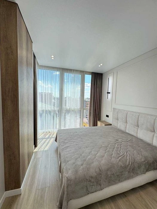 I am selling a one-room apartment in the Yuvan residential complex!