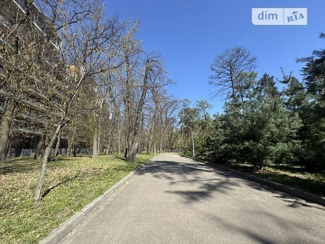 Продажа 3к квартиры 137 кв. м по пер. Берестейский 42 • Цены.