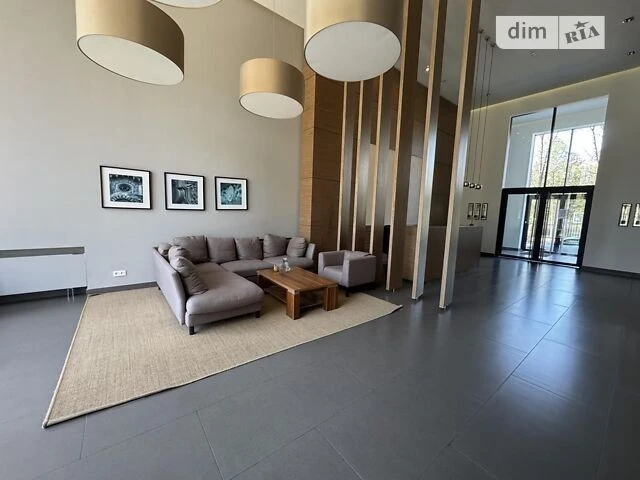 Продажа 3к квартиры 137 кв. м по пер. Берестейский 42 • Цены.