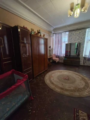 3 кімнатна квартира в центрі/ Преображенський парк