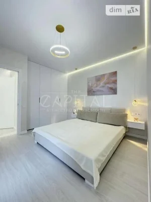 Продаж 1к квартири 42 кв. м на вул. Олександра Олеся 10 • ID