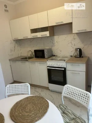 Продаж 1к квартири 38 кв. м на вул. Стеценка 75В • ID 347289