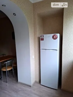 Продаж 1к квартири 42 кв. м на вул. Василя Верховинця 10 • I