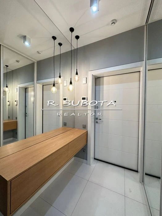2.к. студия 72м2 ЖК Панорама Бартоломео Нагорка
