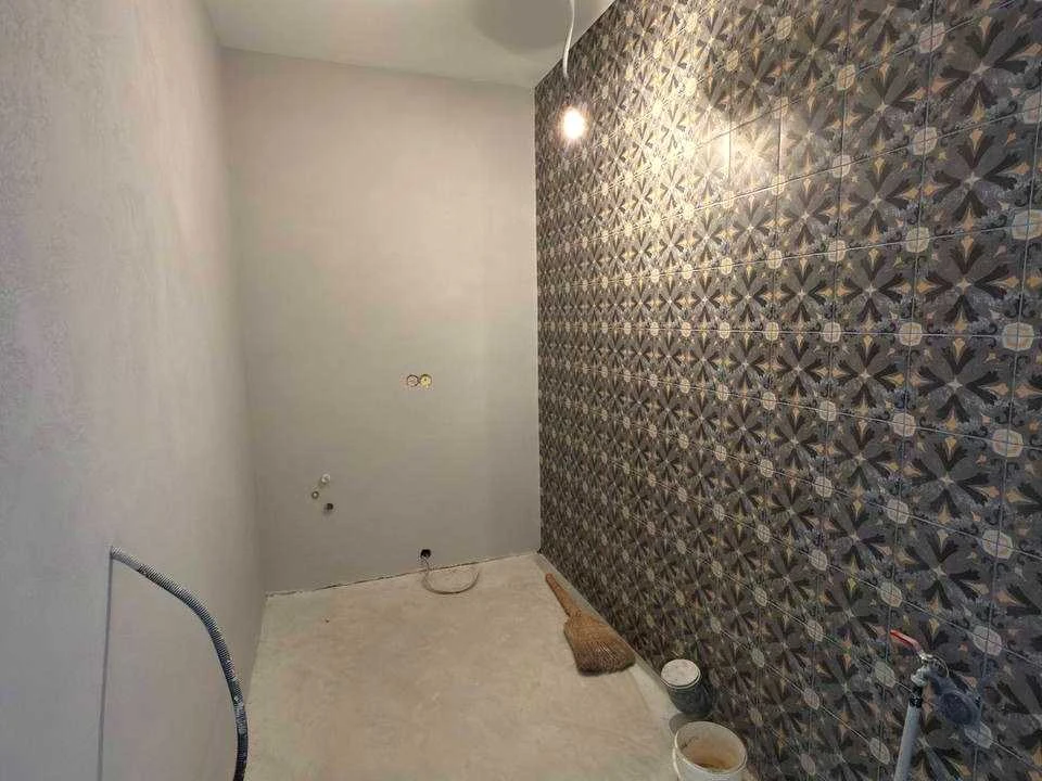 Apartment. Ivano-Frankivsk, Kaluske highway, 3, k
