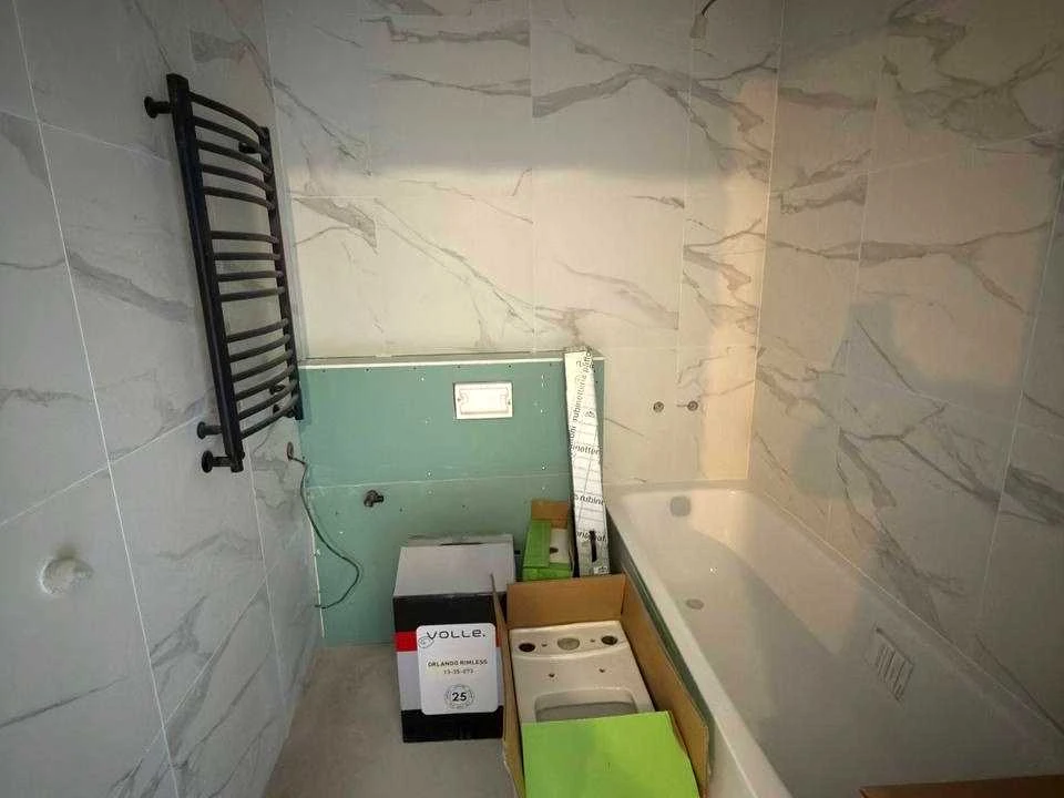 Apartment. Ivano-Frankivsk, Kaluske highway, 3, k