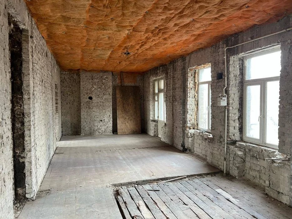 For sale 4-room Stalinka Pushkin/Levanevsky