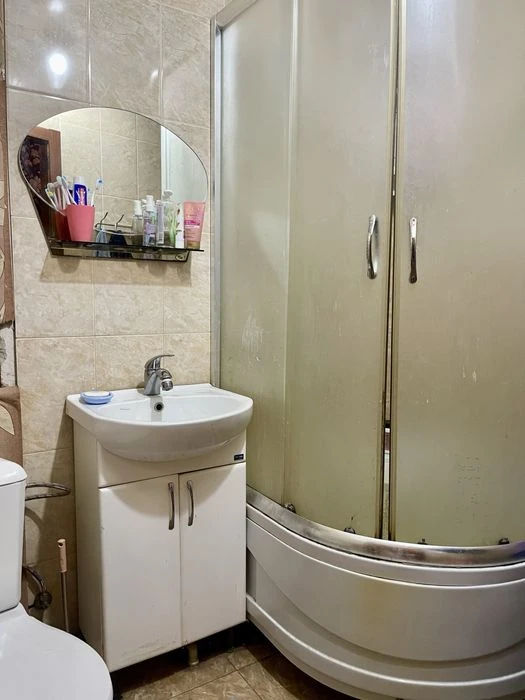 Продам 2х кімн кв Домбровського